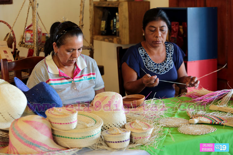 Intensa agenda cultural y comercial en Parque de Ferias y Tiangues de la Avenida Bol&iacute;var a Ch&aacute;vez